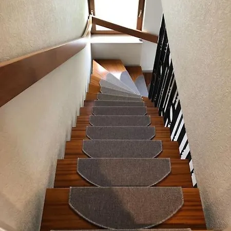 Grosse, Helle Fuer Bis Zu 6 Personen *