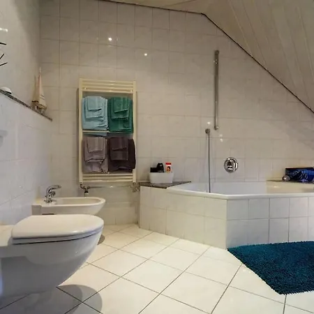 Grosse, Helle Fuer Bis Zu 6 Personen Apartment *