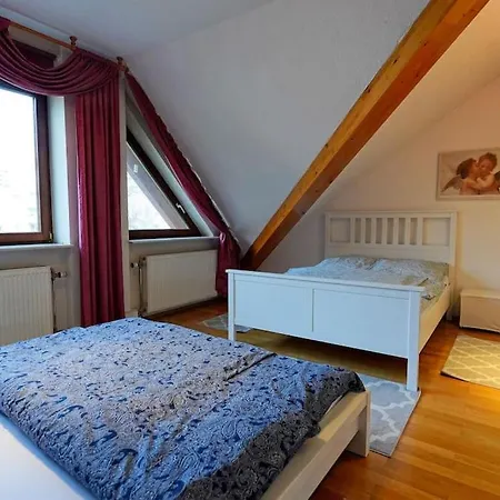 Grosse, Helle Fuer Bis Zu 6 Personen Apartment *